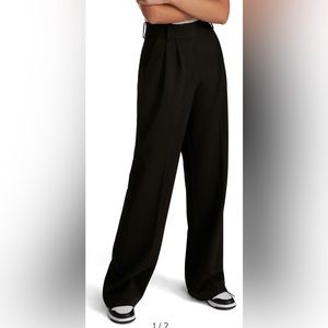 Favorite Daughter Wide Leg Pleat Black Pants Size 8 NWT